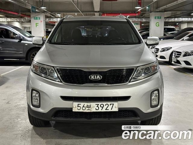 Kia Sorento R Diesel 2.0 2WD TLX 2013 — фото 2