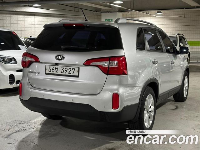 Kia Sorento R Diesel 2.0 2WD TLX 2013 — фото 3