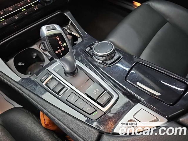 BMW 5 Series (F10) 520d xDrive M Aero Dynamic 2016 — фото 8