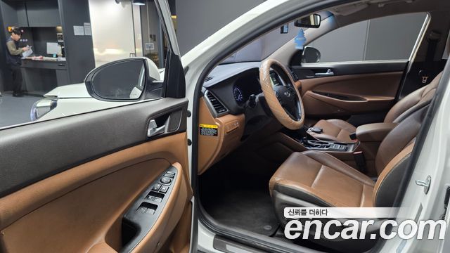 Hyundai Tucson Diesel 2.0 2WD Premium 2017 — фото 10