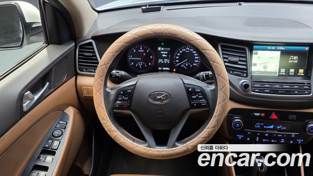 Hyundai Tucson Diesel 2.0 2WD Premium 2017 — фото 13