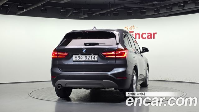 BMW X1 (F48) xDrive 18d 2016 — фото 4