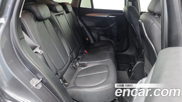 BMW X1 (F48) xDrive 18d 2016 — фото 12
