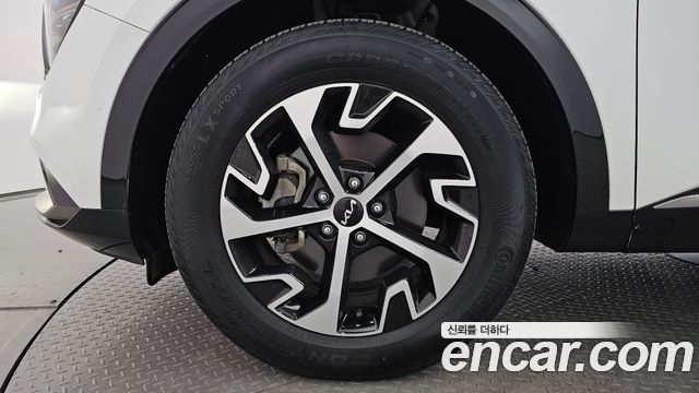 Kia Sportage Hybrid (V) Signature 2WD 2022 — фото 5