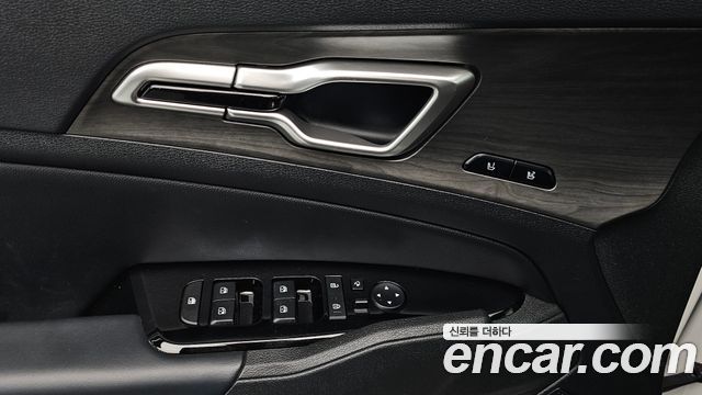 Kia Sportage Hybrid (V) Signature 2WD 2022 — фото 19