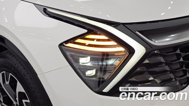 Kia Sportage Hybrid (V) Signature 2WD 2022 — фото 22