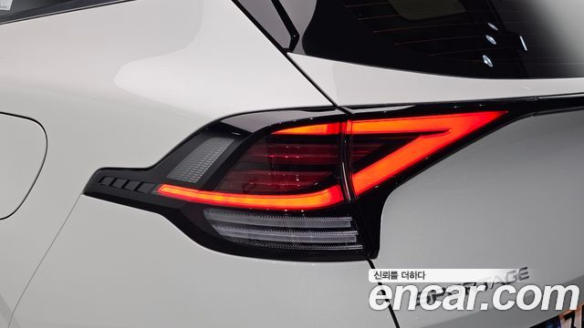 Kia Sportage Hybrid (V) Signature 2WD 2022 — фото 23