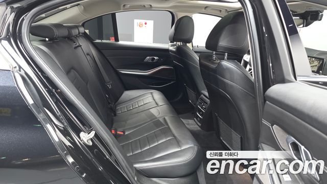 BMW 3 Series (G20) 320i Luxury 2021 — фото 12