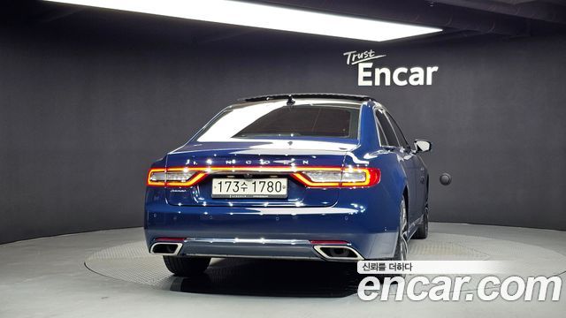 Lincoln Continental (X) 3.0 Presidential AWD 2018 — фото 4