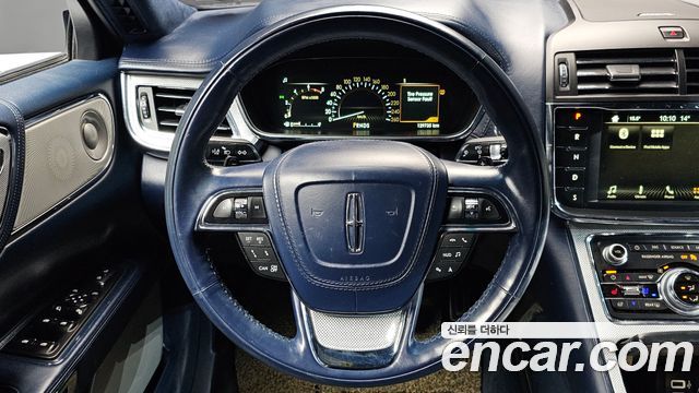 Lincoln Continental (X) 3.0 Presidential AWD 2018 — фото 13
