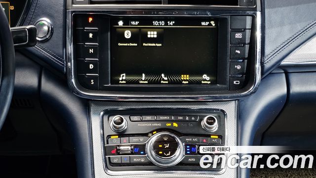 Lincoln Continental (X) 3.0 Presidential AWD 2018 — фото 14