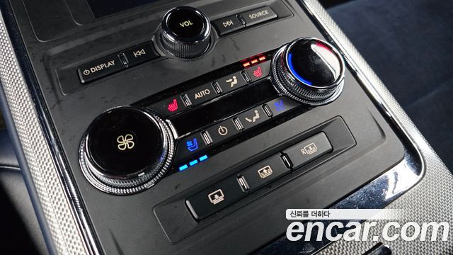 Lincoln Continental (X) 3.0 Presidential AWD 2018 — фото 19
