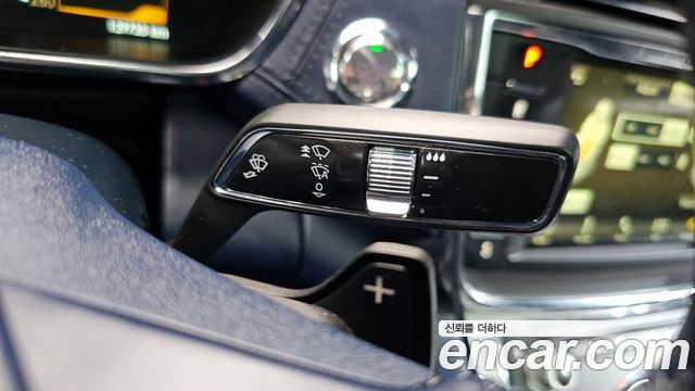 Lincoln Continental (X) 3.0 Presidential AWD 2018 — фото 36