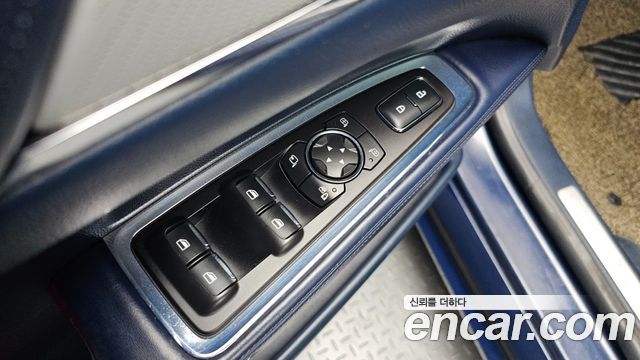 Lincoln Continental (X) 3.0 Presidential AWD 2018 — фото 37