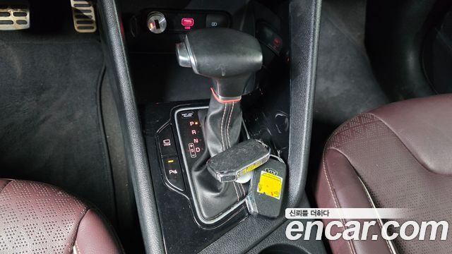 Kia Niro 1.6 HEV Noblesse Special 2020 — фото 9