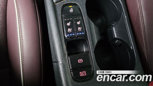 Kia Niro 1.6 HEV Noblesse Special 2020 — фото 18