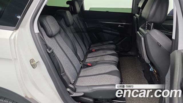 Peugeot 5008 (II) 1.6 BlueHDi Allure 2018 — фото 12