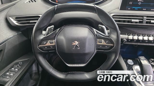 Peugeot 5008 (II) 1.6 BlueHDi Allure 2018 — фото 13