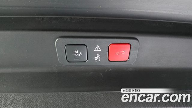 Peugeot 5008 (II) 1.6 BlueHDi Allure 2018 — фото 28