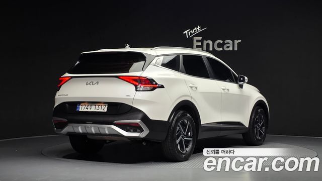Kia Sportage Hybrid (V) Prestige 2024 — фото 2