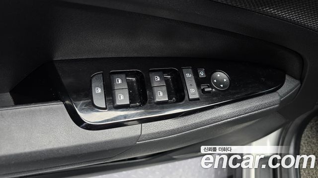 Kia Sportage Hybrid (V) Prestige 2024 — фото 31