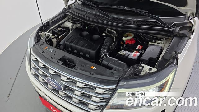 Ford Explorer 2.3 Limited 4WD 5th 2016 — фото 6