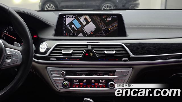BMW 7 Series (G11) 740d xDrive M Sport 2018 — фото 13