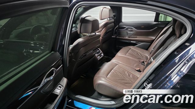BMW 7 Series (G11) 740d xDrive M Sport 2018 — фото 20