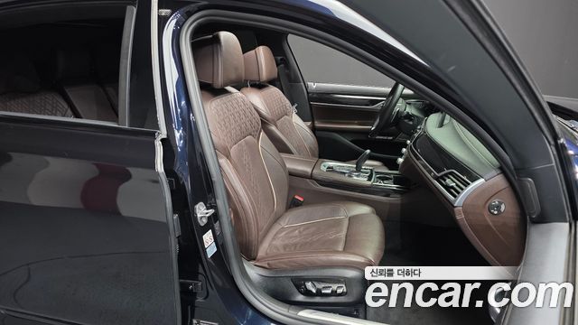 BMW 7 Series (G11) 740d xDrive M Sport 2018 — фото 26