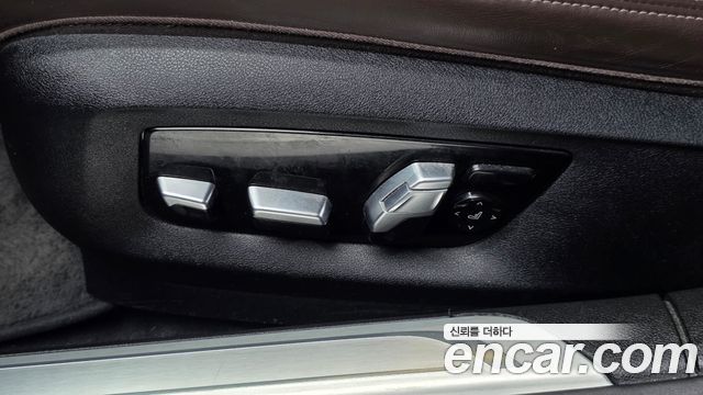 BMW 7 Series (G11) 740d xDrive M Sport 2018 — фото 32