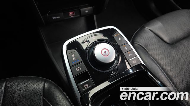 Kia Niro Plus Air 2023 — фото 9