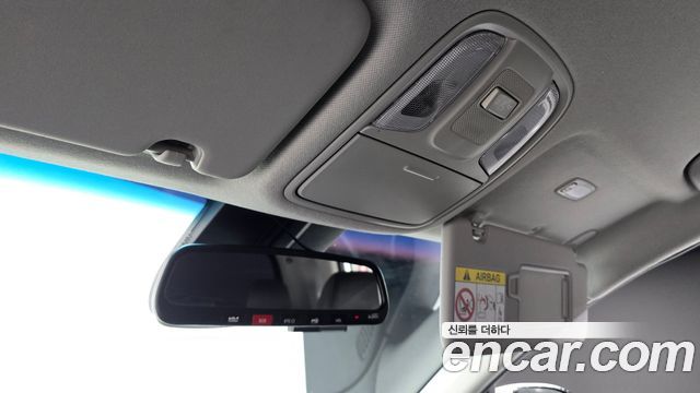 Kia Niro Plus Air 2023 — фото 18