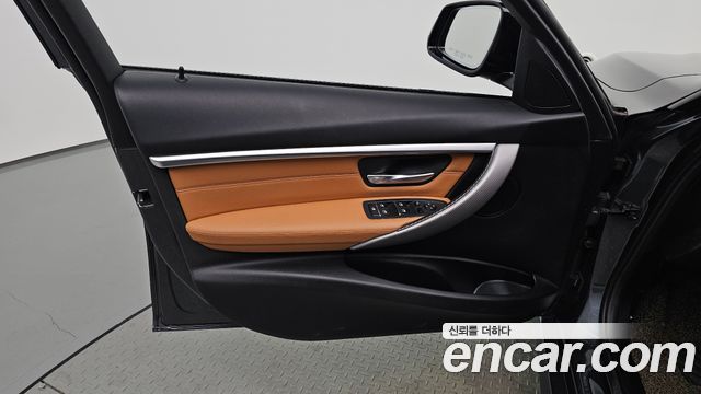 BMW 3 Series (F30) 330i M Sport Shadow 2018 — фото 24