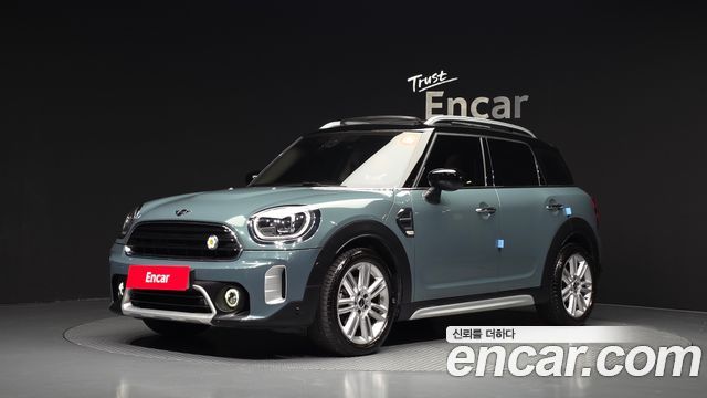 MINI Cooper Countryman Classic Plus Launch Pack 2nd Gen
