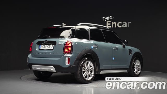 MINI Cooper Countryman Classic Plus Launch Pack 2nd Gen 2023 — фото 2