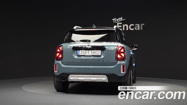 MINI Cooper Countryman Classic Plus Launch Pack 2nd Gen 2023 — фото 4