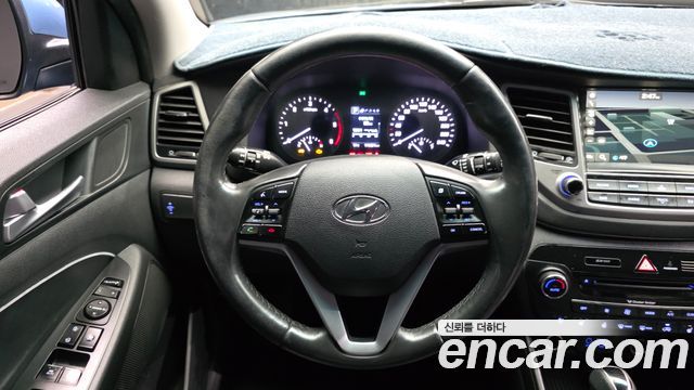 Hyundai Tucson Diesel 2.0 2WD Premium 2016 — фото 13