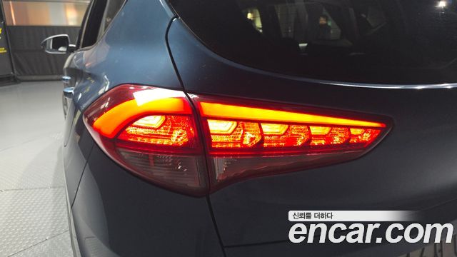 Hyundai Tucson Diesel 2.0 2WD Premium 2016 — фото 23