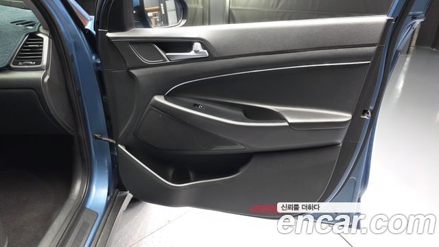 Hyundai Tucson Diesel 2.0 2WD Premium 2016 — фото 24
