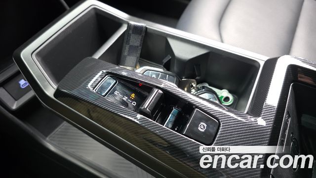 KG Mobility (SsangYong) Musso EV (O100) Black Edge AWD 2026 — фото 9