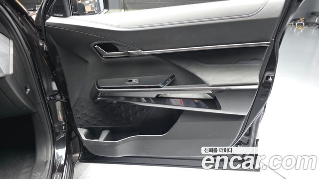 KG Mobility (SsangYong) Musso EV (O100) Black Edge AWD 2026 — фото 24