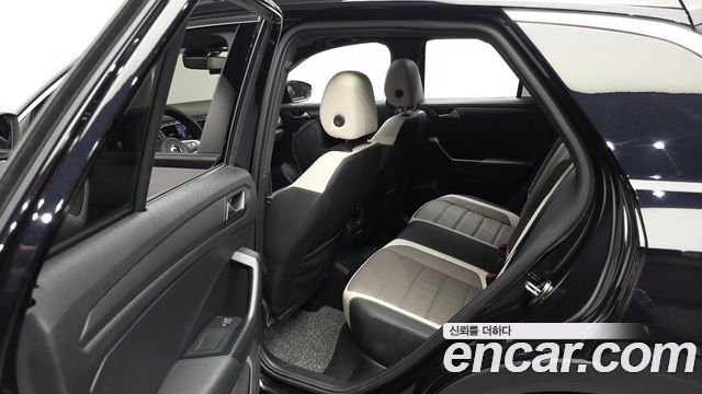 Volkswagen T-Roc 2.0 TDI Prestige 2022 — фото 26