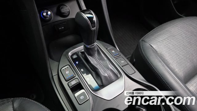 Hyundai Santa Fe (DM) Diesel(e-VGT) 2.0 4WD Premium 2014 — фото 9