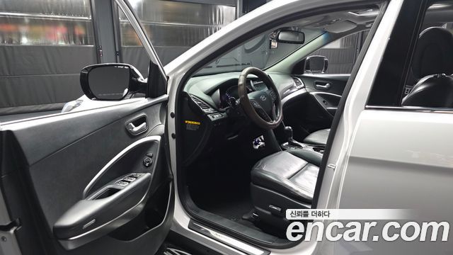 Hyundai Santa Fe (DM) Diesel(e-VGT) 2.0 4WD Premium 2014 — фото 10