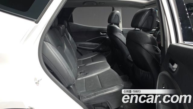 Hyundai Santa Fe (DM) Diesel(e-VGT) 2.0 4WD Premium 2014 — фото 11