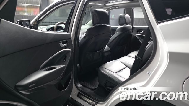 Hyundai Santa Fe (DM) Diesel(e-VGT) 2.0 4WD Premium 2014 — фото 12