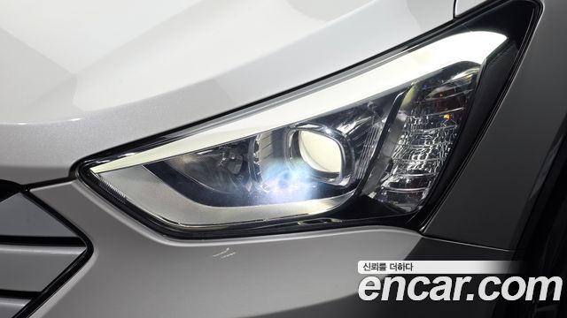 Hyundai Santa Fe (DM) Diesel(e-VGT) 2.0 4WD Premium 2014 — фото 22