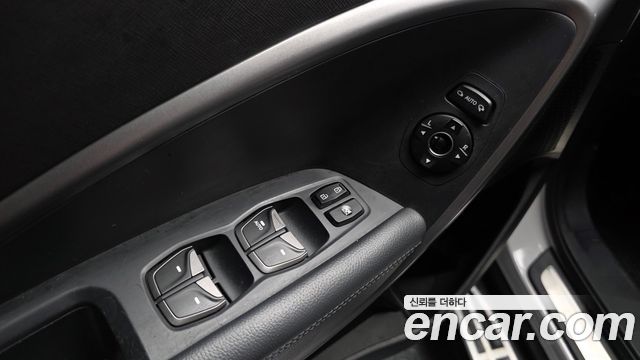 Hyundai Santa Fe (DM) Diesel(e-VGT) 2.0 4WD Premium 2014 — фото 28