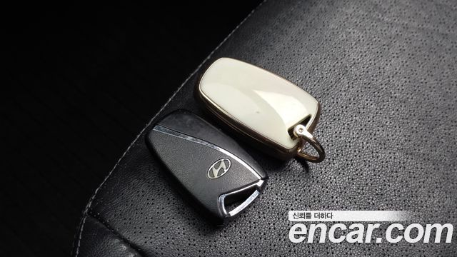 Hyundai Santa Fe (DM) Diesel(e-VGT) 2.0 4WD Premium 2014 — фото 31