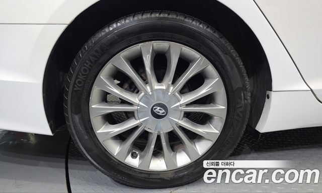Hyundai Sonata (LF) 2.0 Care+ 2017 — фото 5